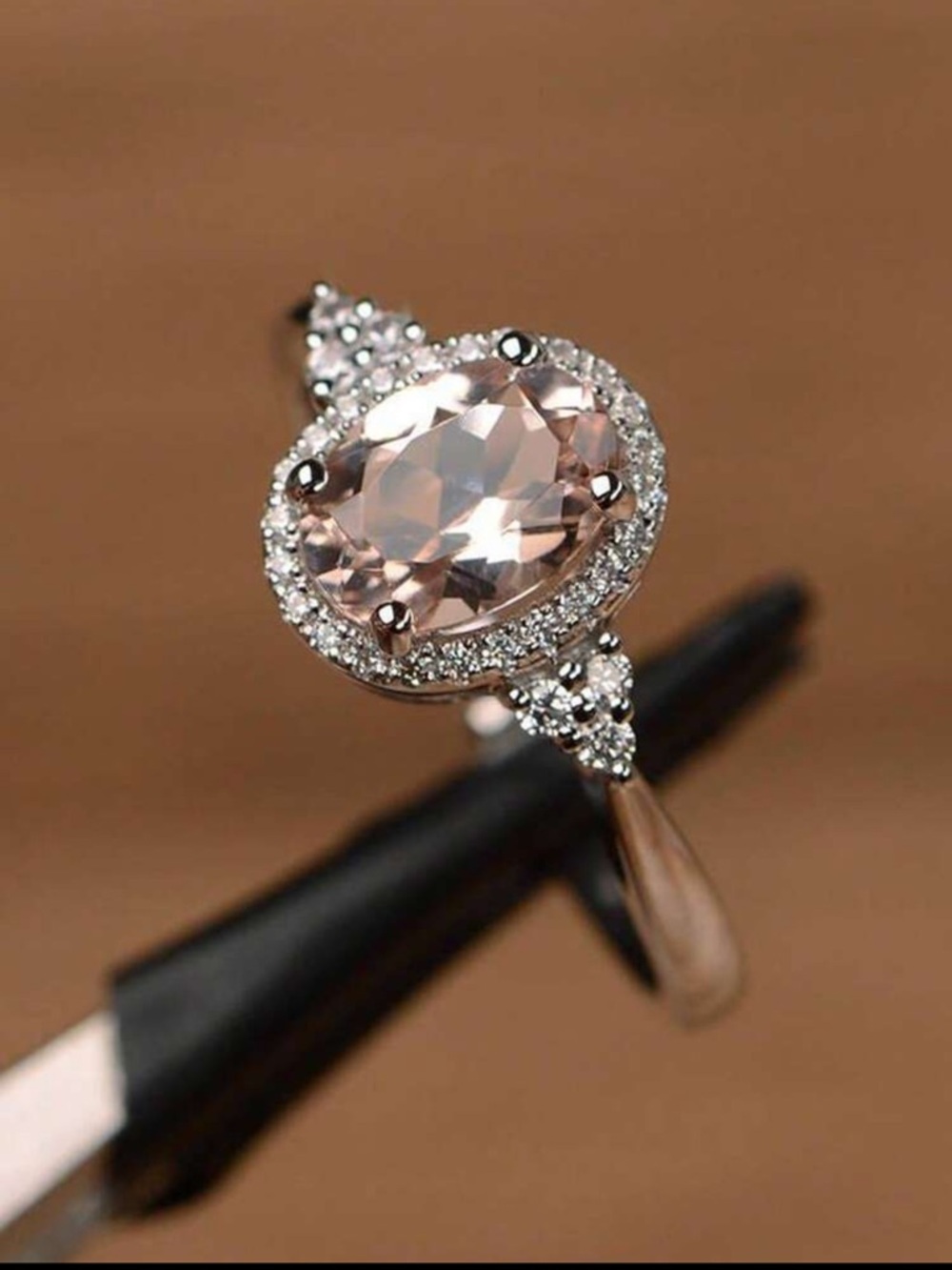 Silver ring - Picture 2 of 3